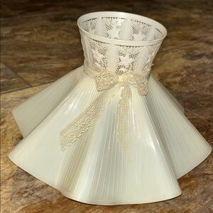 Mid Century Plastic White Lamp Shade over the bulb lacy top shade